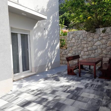 Kike Apartment Omiš Buitenkant foto