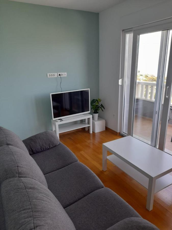 Kike Apartment Omiš Buitenkant foto
