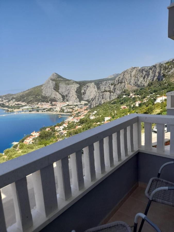Kike Apartment Omiš Buitenkant foto